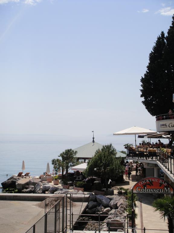Apartment Kamelija Opatija Exteriör bild